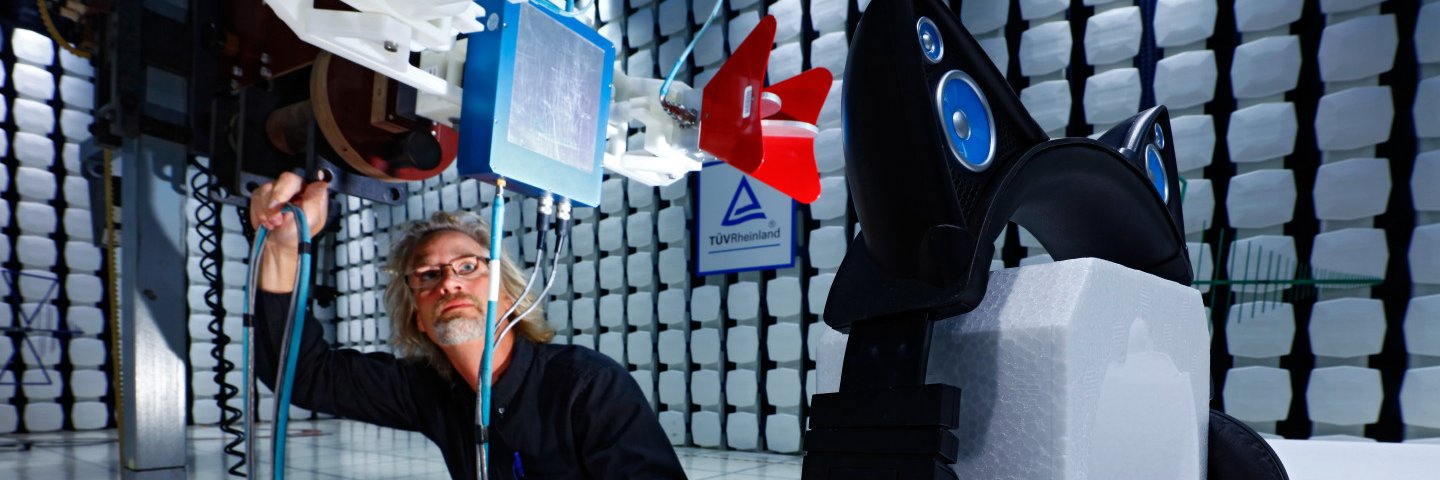 TÜV Rheinland Product Safety ➡️ ⬅️ banner