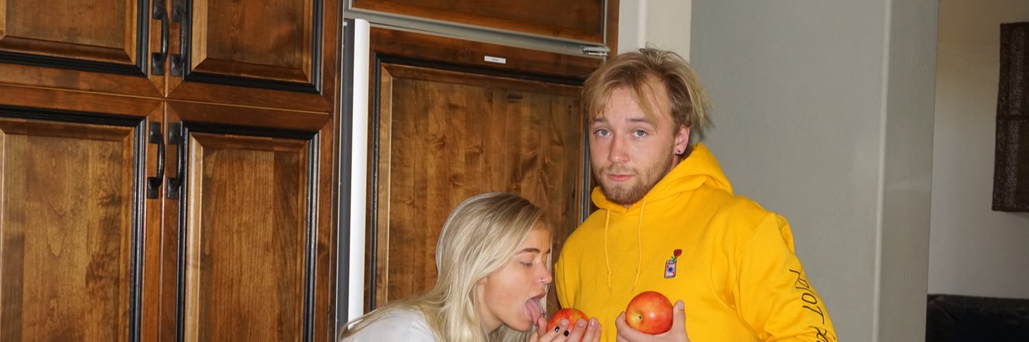 BinklyAustyn's profile banner image