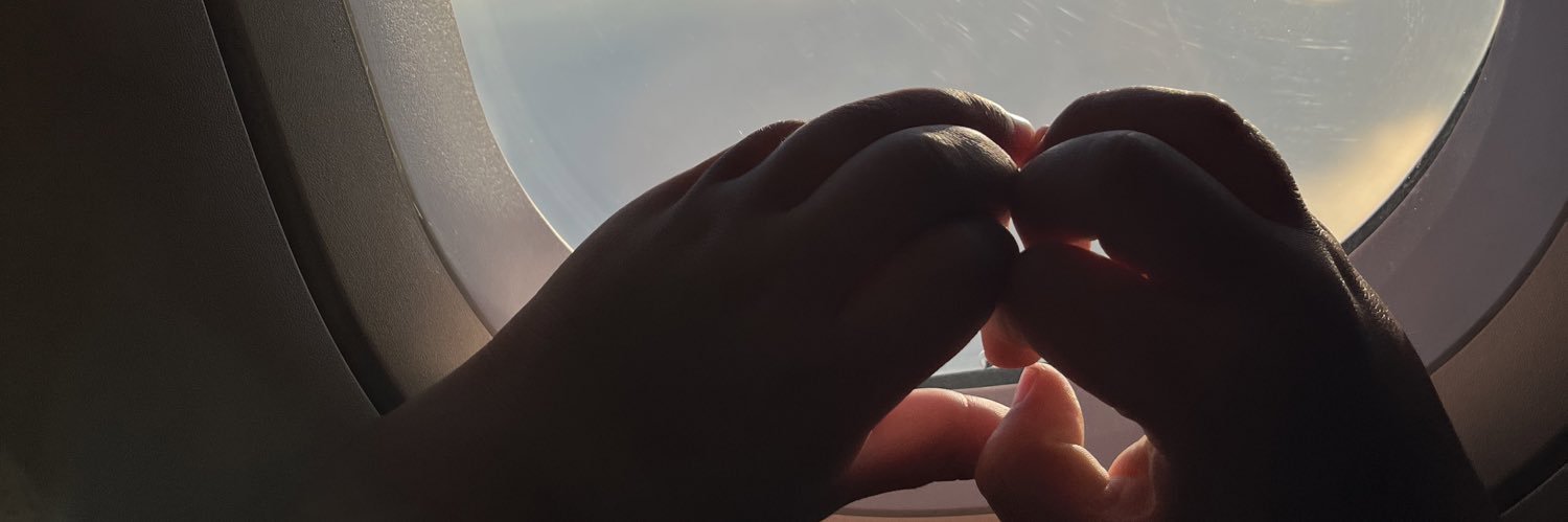 _valeria021's profile banner image