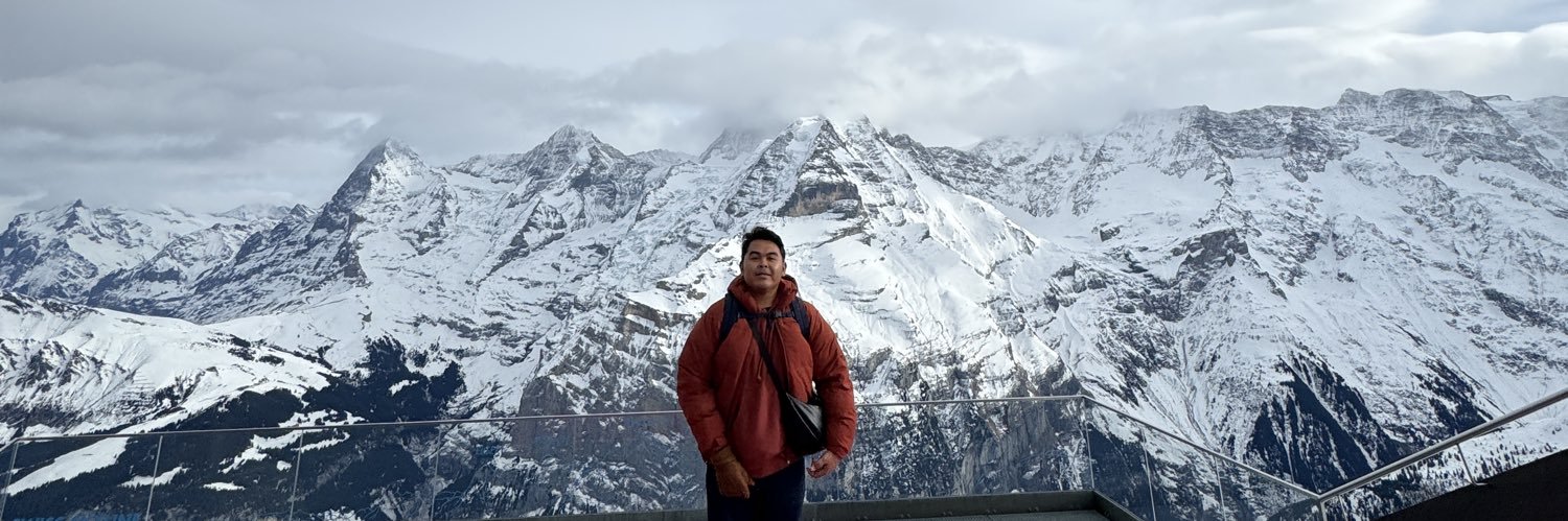 Azmeeryusuf's profile banner image