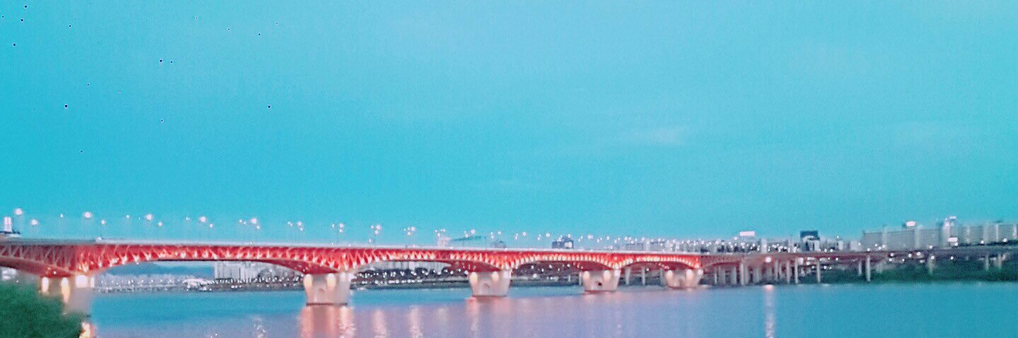 SrnhT's profile banner image