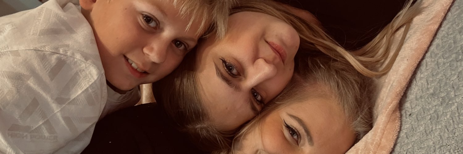 pxulineeed's profile banner image