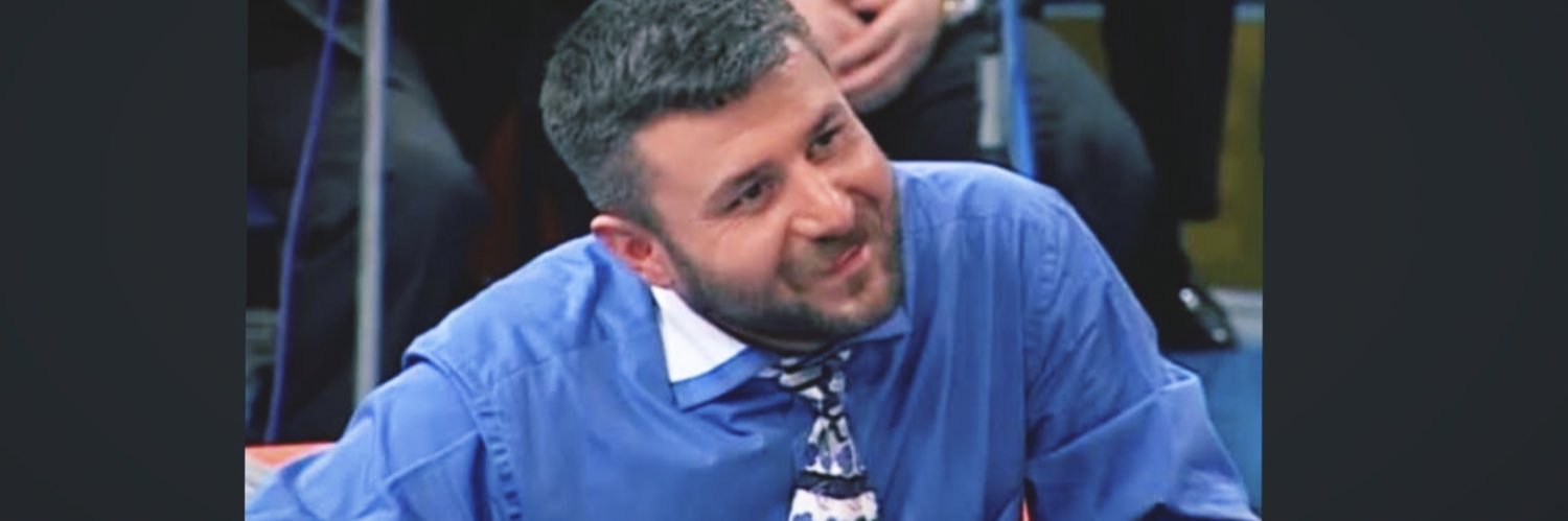 akinyeis's profile banner image