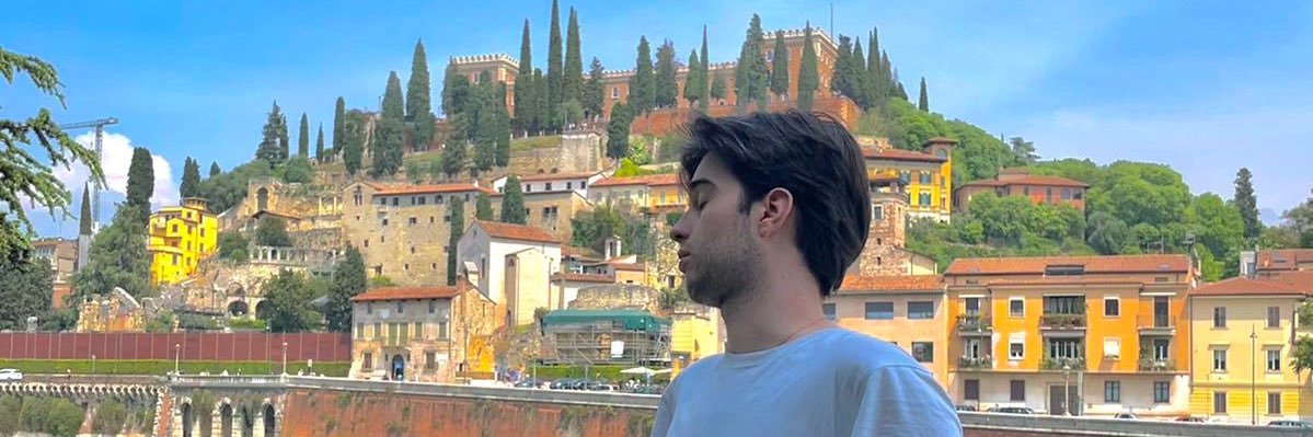 mncvs_'s profile banner image