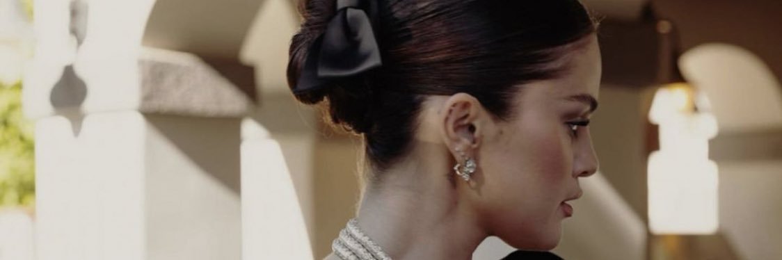 httpselenaxo's profile banner image