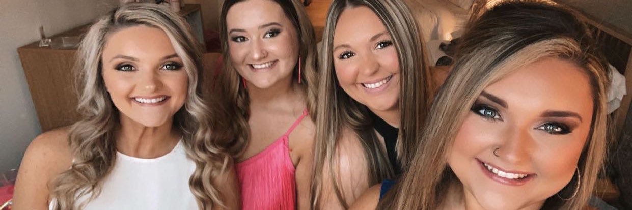 _emilytravis_'s profile banner image
