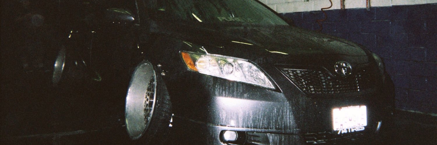 kob_zev's profile banner image
