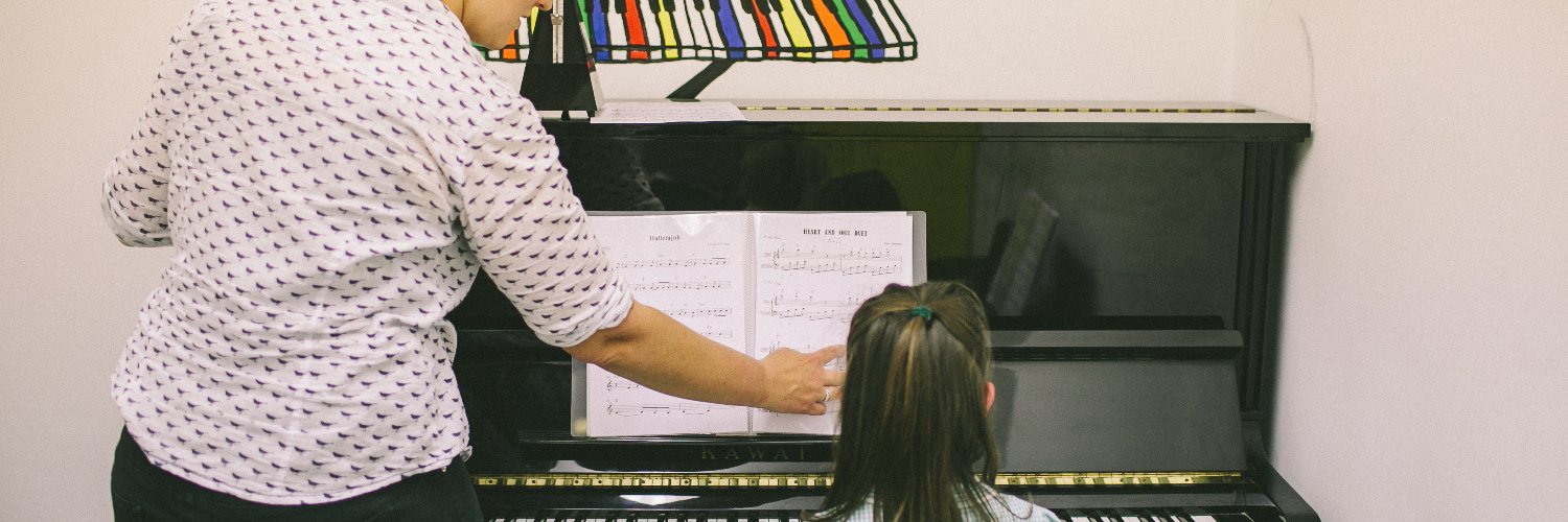 LearnMusicHouse's profile banner image