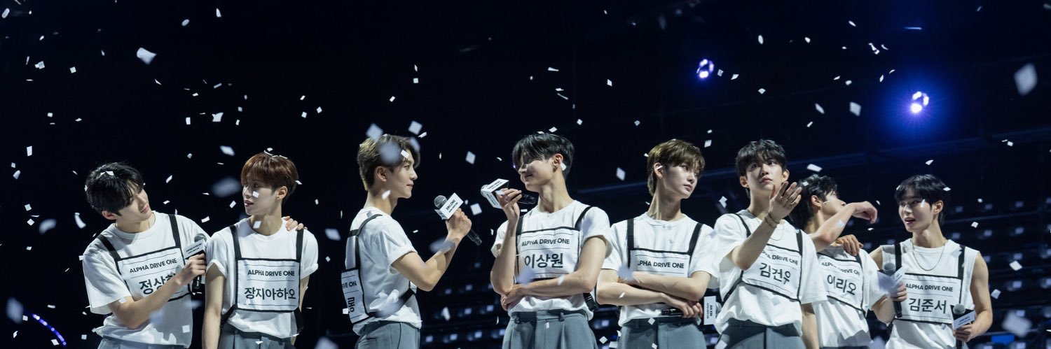sweetleo22's profile banner image