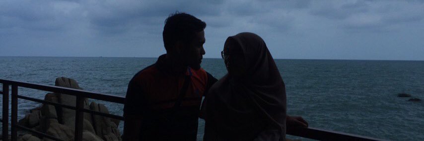 azwanaa__'s profile banner image