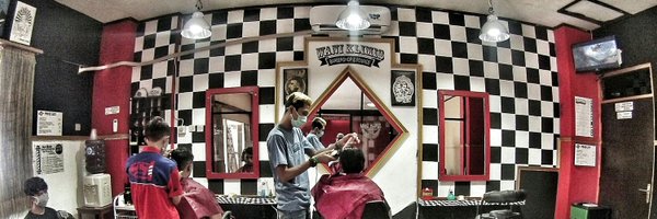 WaniKlimis Profile Banner