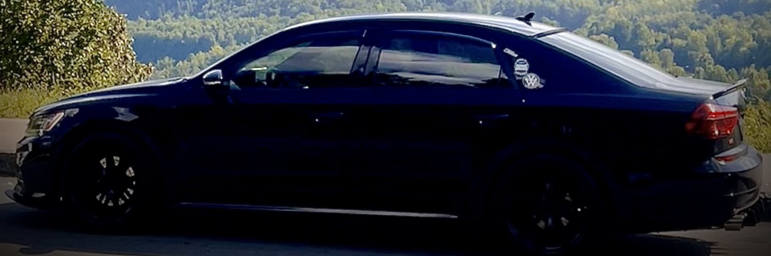 de1andonly's profile banner image
