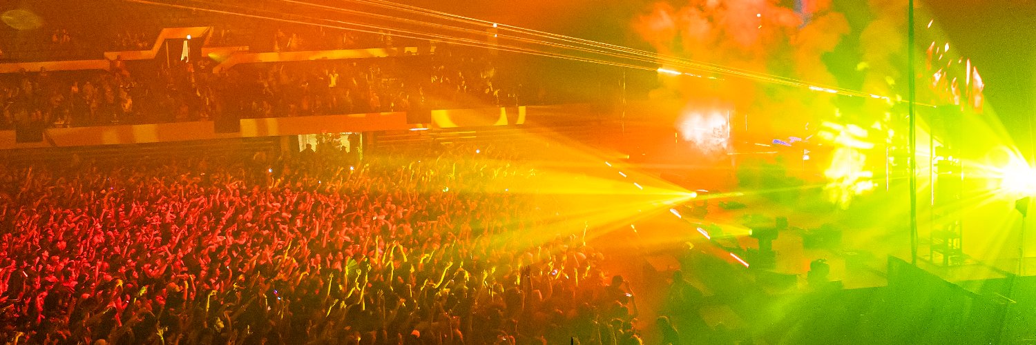 Hampton Coliseum banner