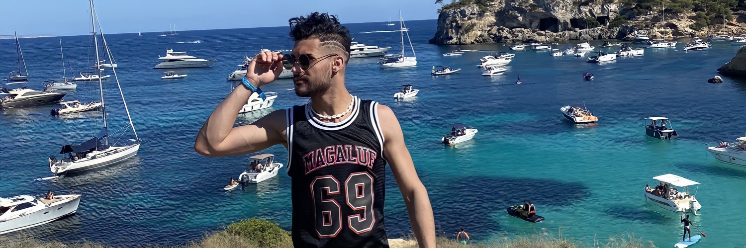 DeeusGregoo's profile banner image