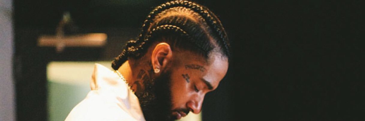 DeeWithTheCam's profile banner image