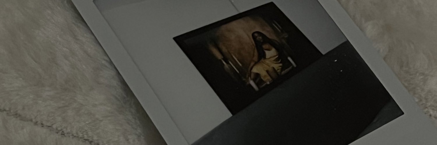 __ehs's profile banner image