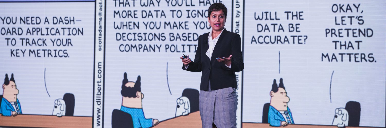 AnalyticsQueen's profile banner image