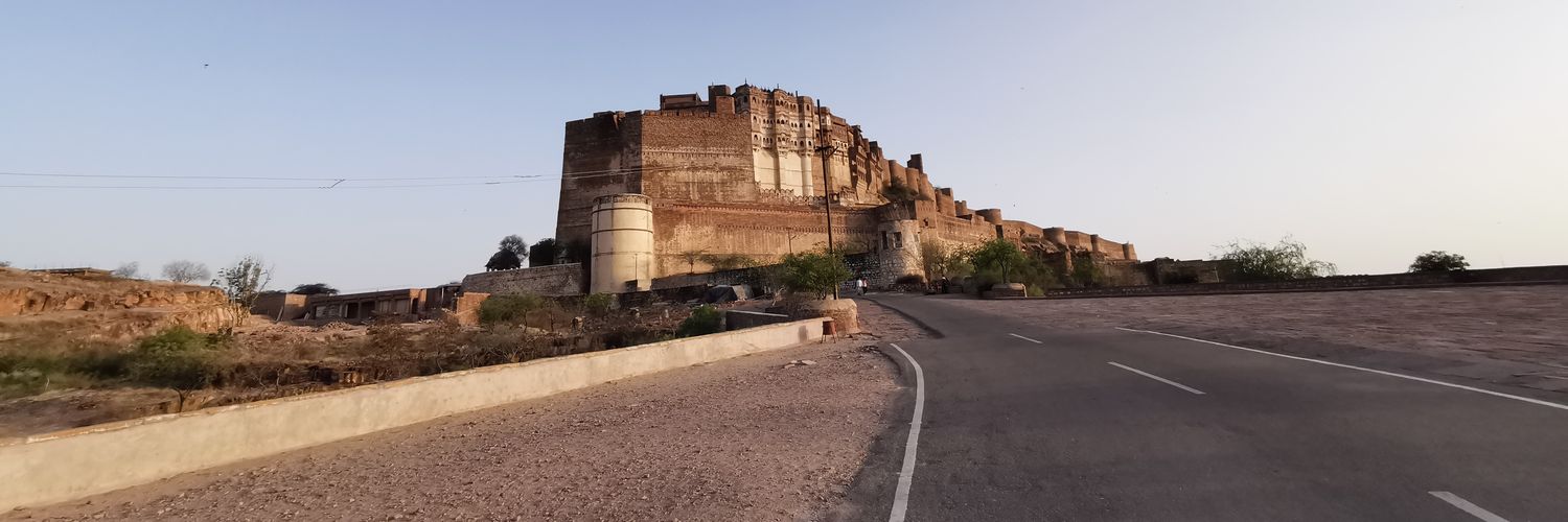 aayushkuls's profile banner image