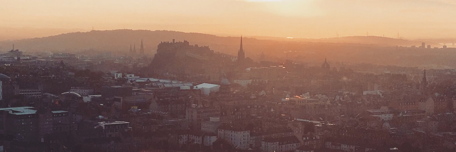 alisiamara92's profile banner image