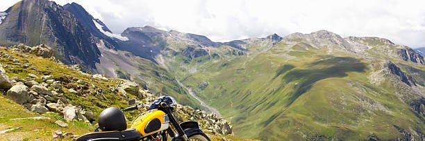adrianb9831's profile banner image