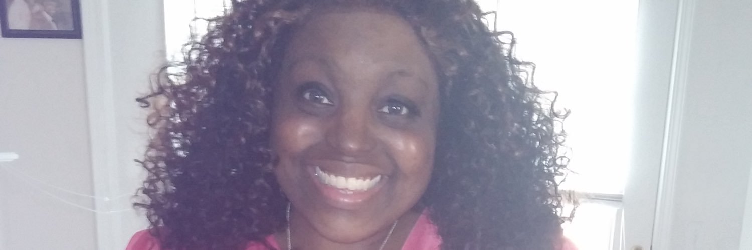 arielbflowers's profile banner image