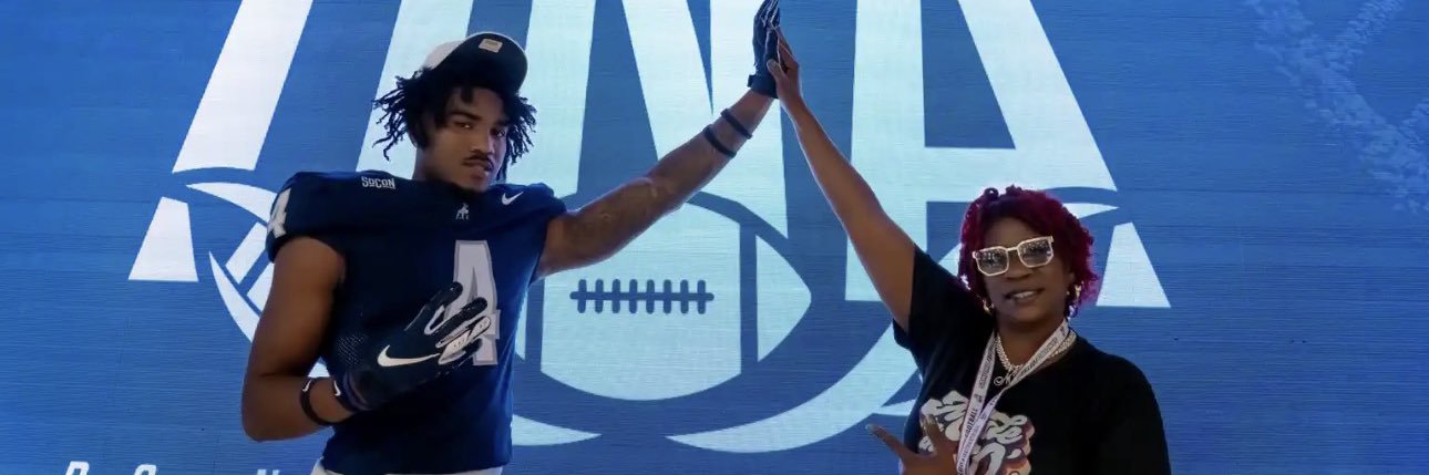 CardreceMobley's profile banner image