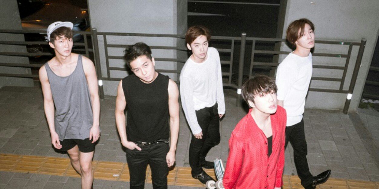 Different1025's profile banner image