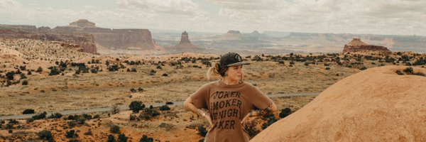 chloembarney Profile Banner