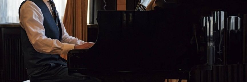 mecchi8's profile banner image