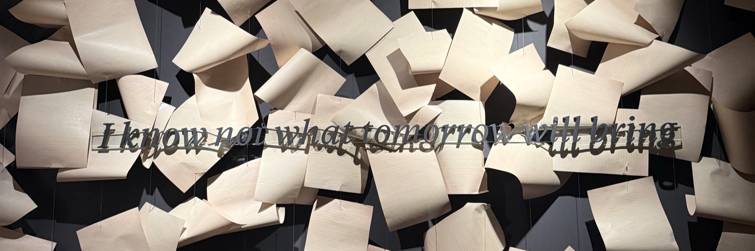 the life of a comms girl ❤️‍🔥 banner