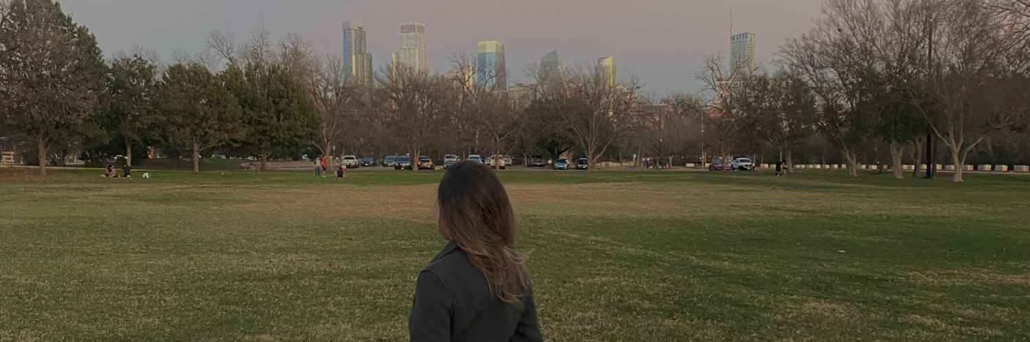 danielapezino's profile banner image