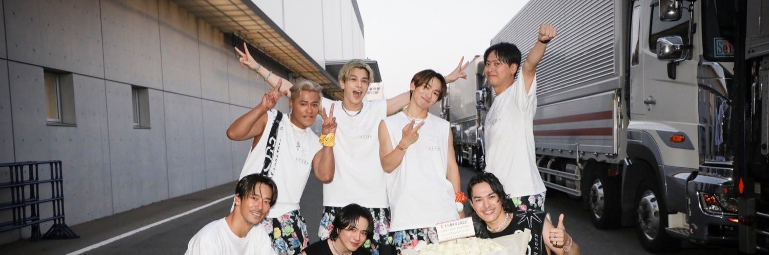 iwtk__3jsb's profile banner image