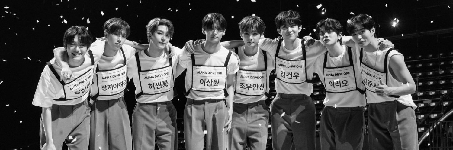 แฝดแมว😺 banner