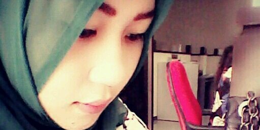 indahnur483's profile banner image