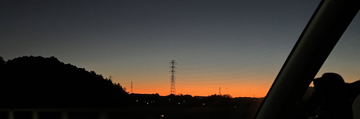 yr_ynym24a's profile banner image