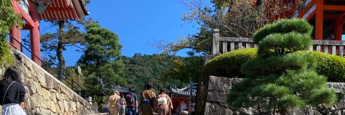 lingling__yi_qi's profile banner image