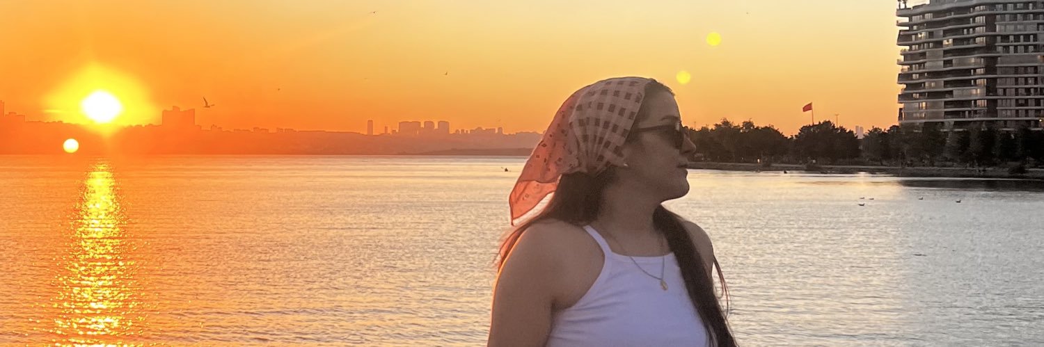 CetkinGamze's profile banner image