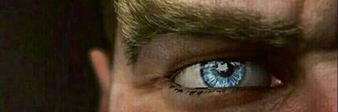 eemreus's profile banner image