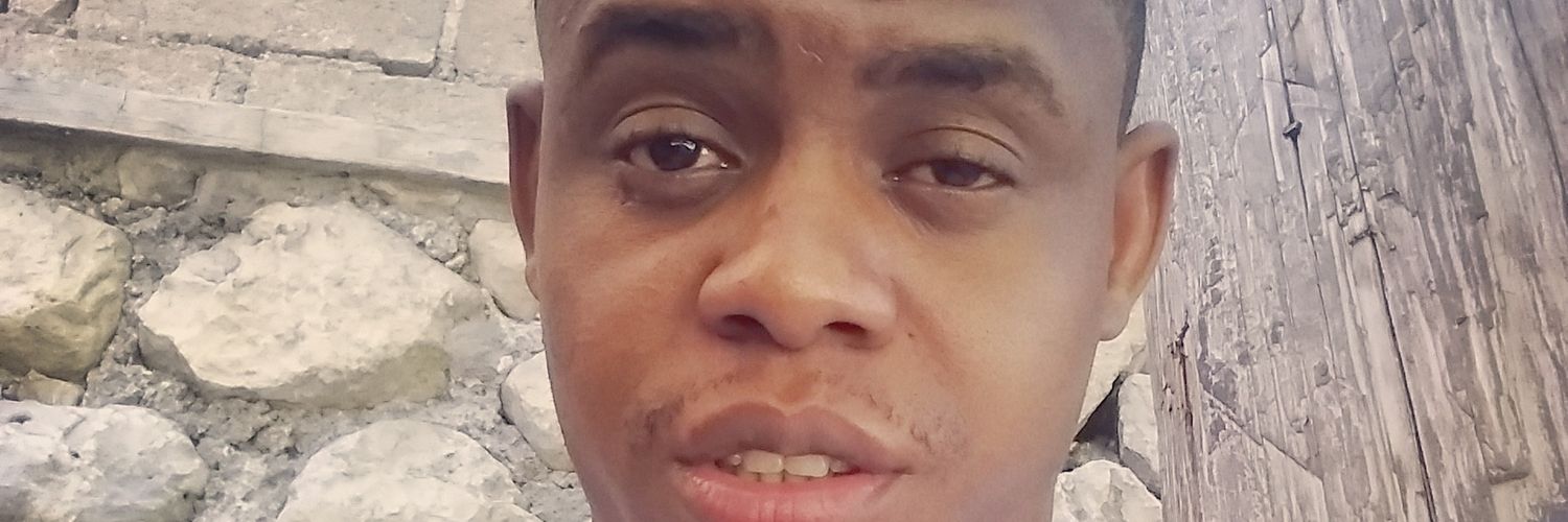 _tey_ro's profile banner image