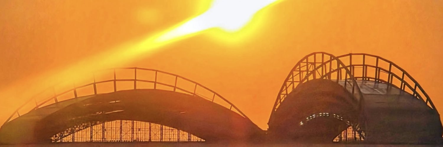 l3reez's profile banner image