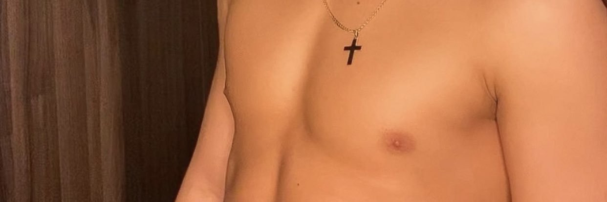 G banner
