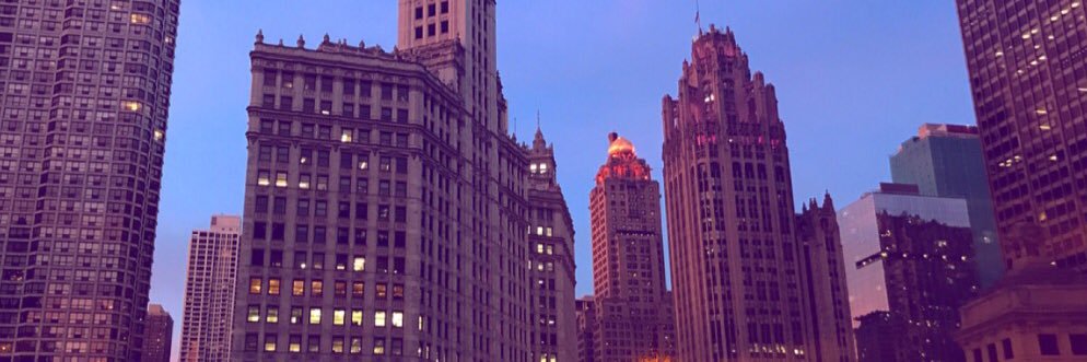 daniellev_xo's profile banner image