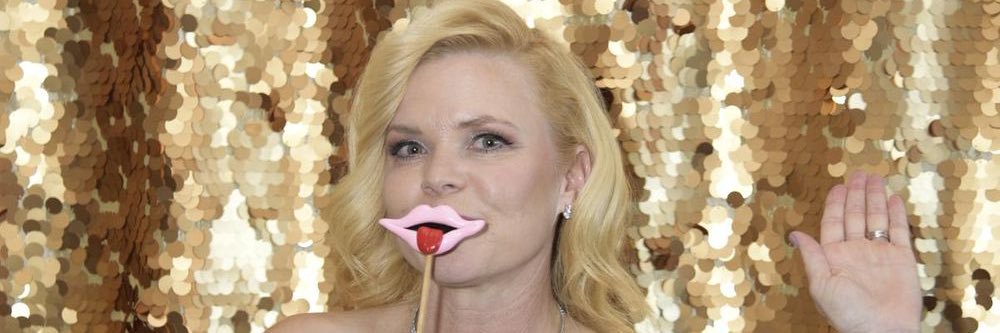 Tracie Gray 💙 banner