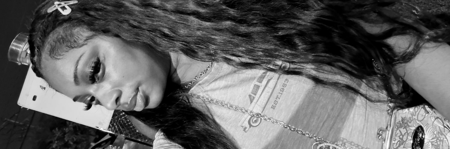 danajaaa's profile banner image