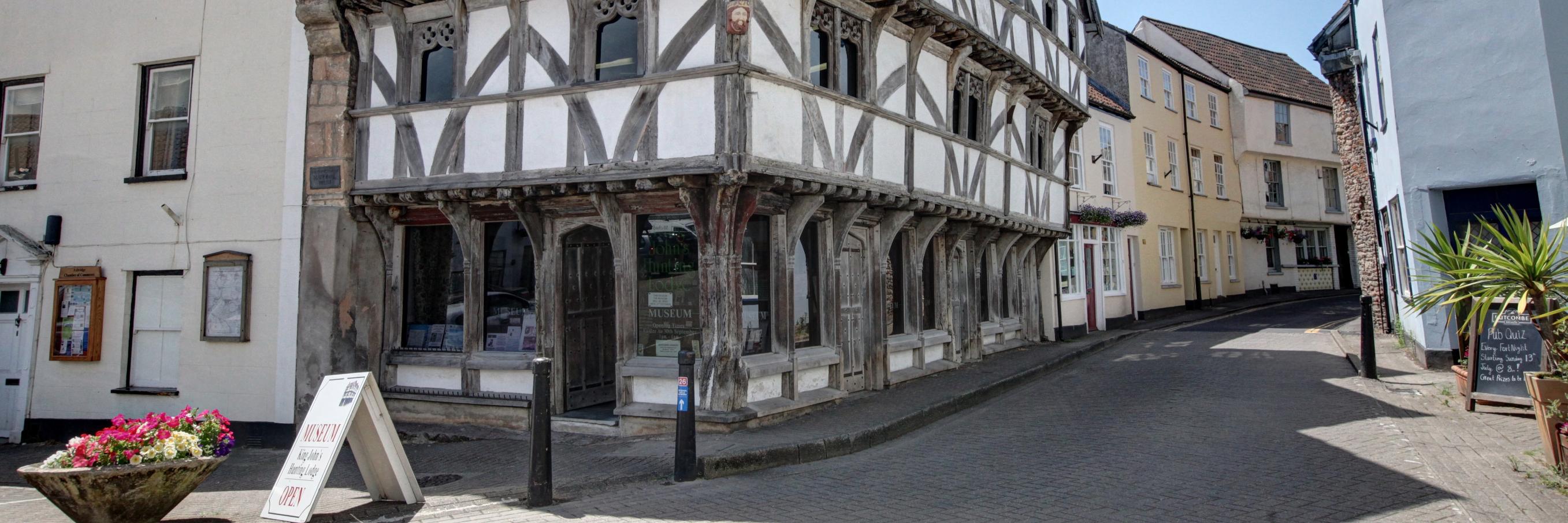 KingJohnHuntingLodge banner