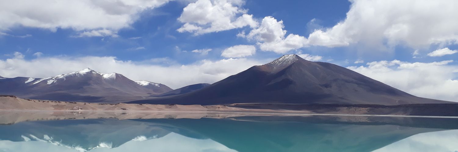 VHuento's profile banner image
