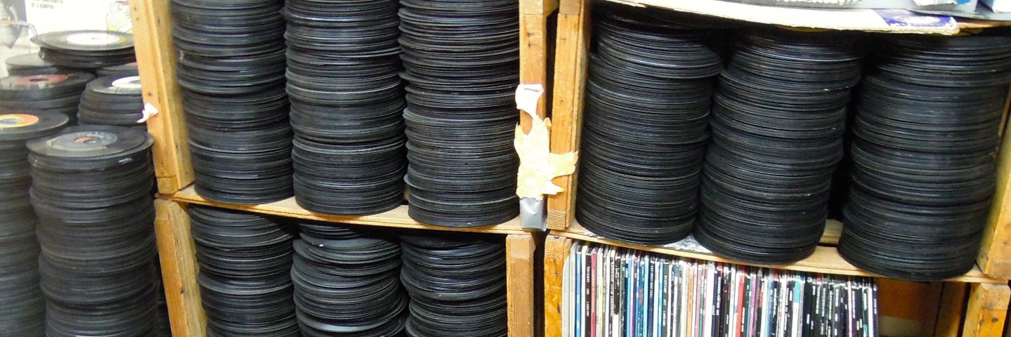 田中伊佐資 banner