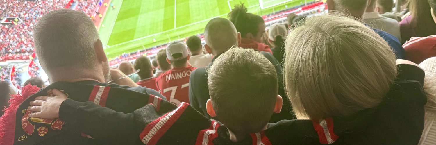 MrsLisaH1981's profile banner image