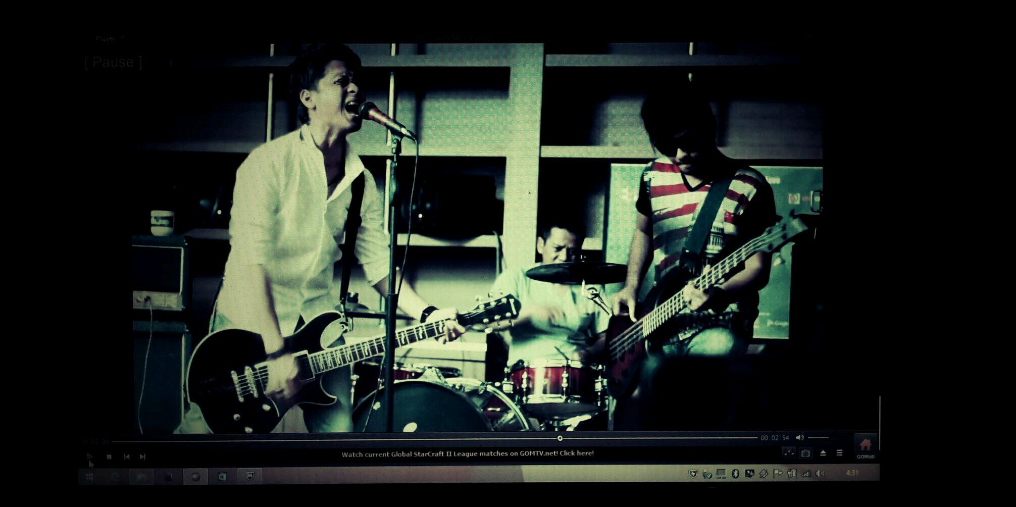IlusiBand's profile banner image