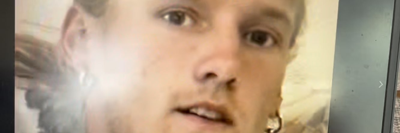 eubazzi's profile banner image